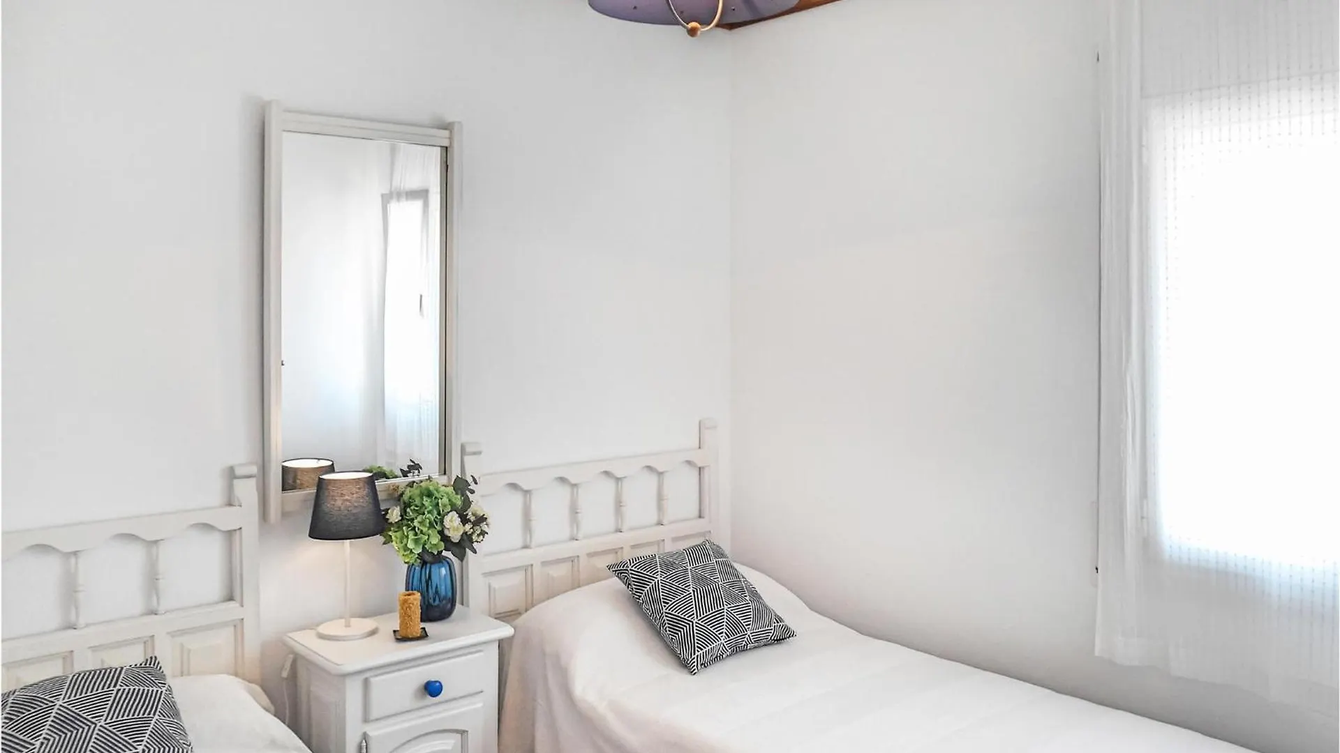 Cozy Apartment In Tossa De Mar With Kitchen Spain