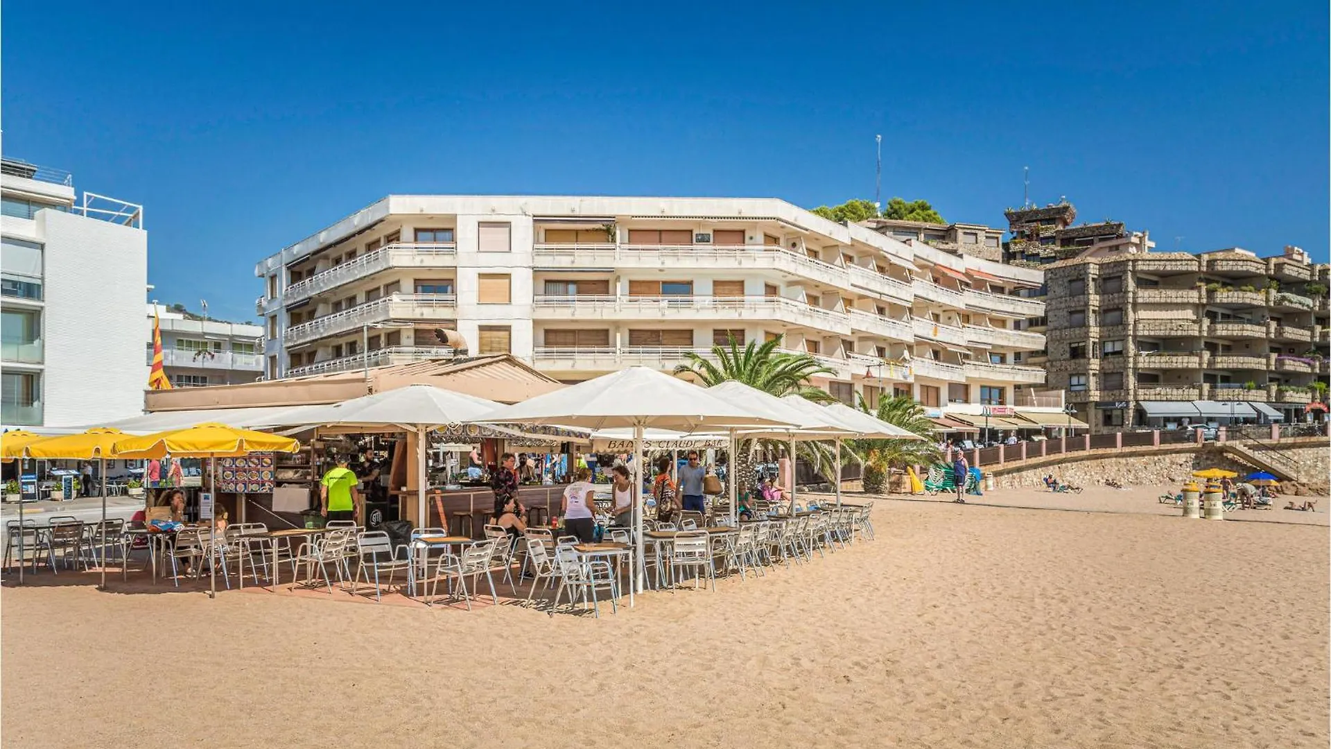 Cozy Apartment In Tossa De Mar With Kitchen